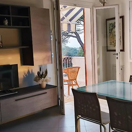 דירה Elena - View - Private Garage